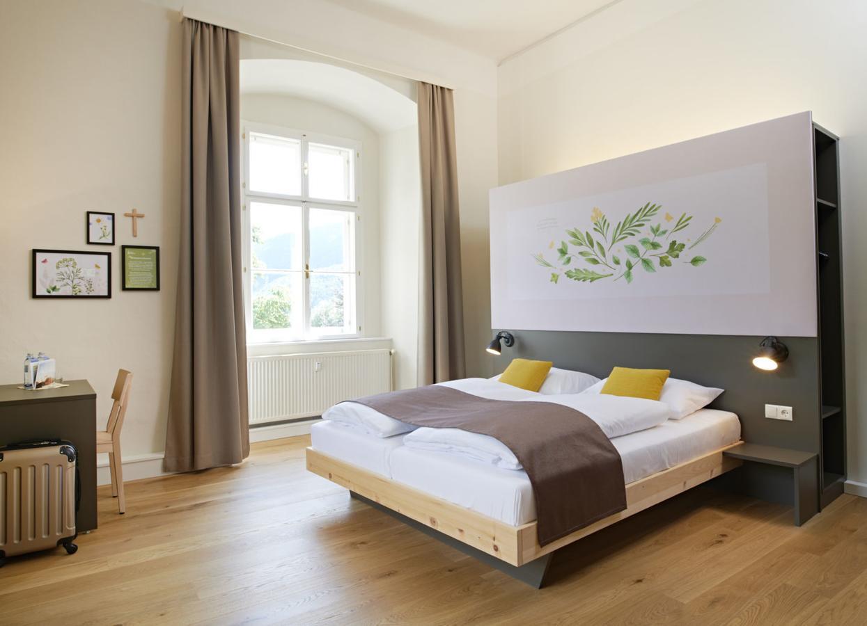 Jufa Hotel Stift Gurk מראה חיצוני תמונה